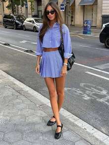 2 pezzi Set casual da donna con top corto a righe con bottoni e gonna mini plissettata, tessuto non elastico da 120g, outfit casual alla moda con top corto a righe e gonna plissettata