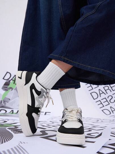 DareSee 女士时尚百搭透气舒适防滑休闲运动鞋，黑白拼接圆头，适合音乐节、Y2K音乐节、返校季、秋冬季节等场合，也是音乐节的理想礼物。