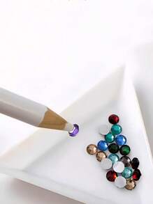 Supersparklige Glas-Kristall-Nagelrhinestones mit 6 Fächern in Geschenkbox, inklusive Punktierwerkzeug, Pinzette - komplettes DIY Nagelkunst Set AB-Farbkristallglas-Strass perfekt für Nagelkunst und Make-up, mit dreieckiger Platzierungsschale, Punktierstift, Nagelpinzetten-Set