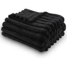Super Soft King Blanket Pink Premium Silky Flannel Fleece 3D Ribbed Jacquard Lightweight Bed Blanket All Season Use (Pink Ribbed, King(90"X110")) - Black Ribbed - 查看 2