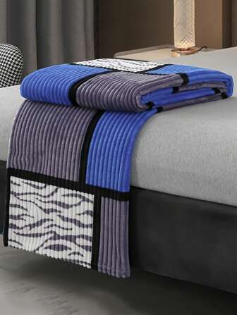 Soft & Cozy Colorblock Checkerboard Throw Blanket - Vibrant Blue, Purple And White Striped Checkered Design, For Sofa, Bed Or Couch - Lightweight Flannel, 260gsm, Machine Washable, Boho Style, All Season