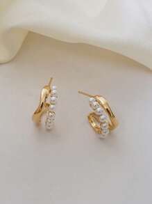1 Pair Delicate French Pearl Earrings, High-End Luxury Niche Design Earrings For Women, Suitable For Daily Matching And Holiday Wear