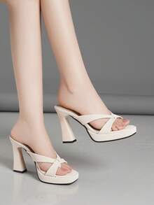 夏季新款女士高跟凉鞋粗跟防水台金属装饰透明一脚蹬 - 杏色 - 查看 3