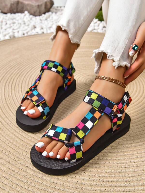 Women's Fashion Outdoor Open-Toe Beach Sandals, Color Block Hook And Loop Design, Lightweight Flat Outdoor Travel Vacation Beach Slippers
