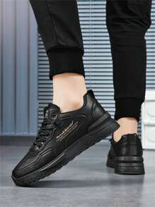 Modische Skateboard-Schuhe für Teenager, Lederobermaterial, wasserdicht, flache Sohle, rutschfest, verschleißfest, geeignet für Lässig sport, ganzjährig