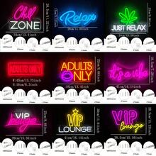 Cartello al neon a zona di curl, Justst Re/È un'atmosfera/VIP Lounge/Adulti solo cartello al Neon LED per bar e uomini, decorazione per pareti di stanze da donna, camera da letto, stanza del game, loung, club, arte da parete per feste, alimentato da 5V USB, controllo del pulsante, E per install.