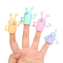 3/8/16/24 件木制手指木偶玩具，柔软弹性卡通人物玩偶，非常适合生日派对、活动装饰（多种款式和颜色）