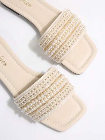 New Plus Size Luxury Anti-Slip Square Toe Mule Rhinestone & Pearl Embellished Fashion Versatile Women Beach Vacation Sandals