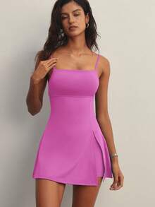 FWH Robe de sport pour femmes à bretelles fines, style vintage, minimaliste et élégant. Design avec taille cintrée, fente haute, doublure anti-transparence, coupe slim. Polyvalente pour le yoga et le quotidien. Robe de sport à la mode et avant-gardiste, rose, pour l'été. - Rose bonbon - Voir 5