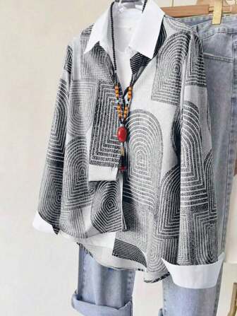 时尚女士数码印花休闲百搭长袖衬衫（随机印花）