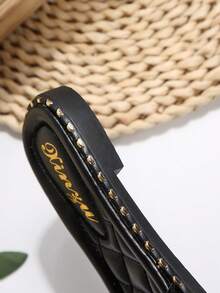 Women's Fashion Slip-On Sandals, 2025 Newest Styles, European-American French Korean Casual Versatile Flat Pearl Rhinestone Embellished Beach Vacation Slippers Valentines - Black - View 9