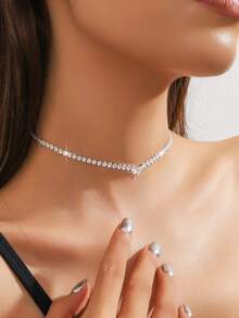 1 件女士几何锆石吊坠项链，适合日常佩戴和正式着装