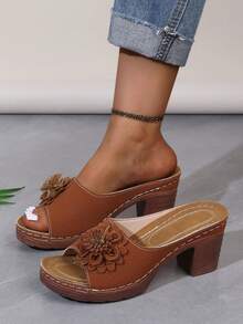 欧美风格粗跟花朵装饰女士一脚蹬凉鞋，厚底粗跟正装鞋 - 棕色 - 查看 4