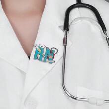 1 pieza Broche de solapa esmaltado en forma de insignia creativa de enfermera registrada (RN) como accesorio de joyería, regalo de graduación para enfermeras