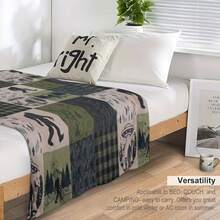 Deep Forest Theme, Bigfoot And Forest, Elk, Bear Patterns,Super Soft Flannel Printed  Blanket,As Birthday Gifts, Family, Wedding, Souvenir Blankets, Polyester Blankets Suitable For All Seasons, Washable, Machine Washable, Lightweight, Breathable, Comfortable, Warm, Unique, 280gsm For Him, Her Personalized Ideal Gifts For Her, Him, Family, Boyfriend, Girlfriend, Father, Family, Mother, Lover, Daughter, Son, Grandfather, Grandmother, Friend, Classmate, Pet.    Perfect Nap, Camping, Travel, Home, Daily Life, Office Decoration, Birthday, Anniversary, Valentine's Day, Thanksgiving, Christmas, Halloween, Mother's Day, Father's Day, Wedding, New Year Gifts ,Sofa,Bed,Car,Bedroom,Living Room,Office,  Outdoor Camping, Beach,Wall Decoration - 多色 - 查看 4