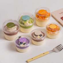 10/30/50/100个装可重复使用蛋糕杯，带盖，适用于冷萃酸奶、椰奶、布丁、燕麦片等，耐用不易碎酸奶杯，奶油蛋糕盒，透明甜点杯，适用于蛋糕、慕斯、纸杯蛋糕、冰淇淋等。