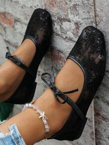 Spitze Ballerinas mit Schleife für Damen, gestrickte Hausschuhe, Lässig Ballettschuhe in Große Größen, Lässig Ballettschuhe für den Sommer, Slip-On Schuhe für Mütter, bequeme vielseitige Damenschuhe im Boho-Stil, gelb, schwarz, weiß, beige, hellblau, Leopardenmuster, Spitze Flache Schuhe für Frühling/Herbst, Lässig Schuhe in Große Größen für den Sommer, Walkingschuhe, Damen Lässig Flache Schuhe, schlabbrige Schuhe, Damen Wohnungsschuhe mit Hohlbogen und Schleife, elegante weiße Damen Flache Schuhe