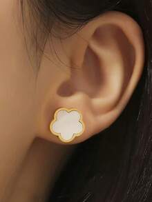 1 对优雅花卉时尚耳环，复古简约空心心花和三叶草耳环