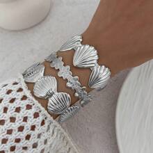 1 pièce Bracelet à manchette ouvert style vacances avec étoile de mer et coquillage, bracelet en métal à motif floral pour le port quotidien
