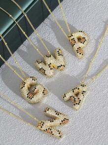 Ein modisches und kreatives, exquisites Kupfer-Zirkonia-Bubblehalsband mit Leopardenmuster von A-Z, 26 Buchstabenanhänger mit englischen Buchstaben, Initialen-Anhänger mit Nachnamen, ein Halsband für Frauen zum lässigen Tragen im Alltag, ein Geschenk für Feste und Feiern!