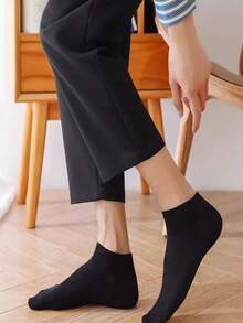 5 Pairs Men's White Breathable Odor-Resistant Short Socks, Fashionable Sports Style, Versatile And Practical, Essential For Spring/Summer, Suitable For Indoor Wear. Soft And Stretchy. Women's Socks And Knee-High Socks, Suitable For Outdoor Sports In Summer. - Multicolor - View 11