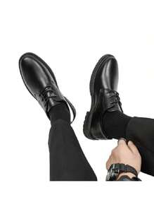 Zapatos de vestir de hombre con plataforma de verano 2025, estilo británico, de negocios, formales, casuales, de boda para el novio, con suela blanda, en color negro