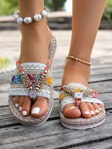 全新轻便软底拖鞋，手工水钻图案平底人字拖，沙滩凉鞋