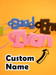 1 pezzo Portachiavi personalizzato in acciaio inossidabile con stampa 3D e nome personalizzato, ideale per zaini, borse da scuola, prevenzione della perdita di chiavi per bambini, decorazioni anti-smarrimento per raduni familiari, regalo di festa della mamma, regali personalizzati ideali per lui, lei, fidanzato, fidanzata, famiglia, amici, animali domestici, nonni, bambini per laurea, matrimoni, Natale, inverno, autunno, vacanze, accessori natalizi, portachiavi e accessori personalizzati, fine estate - Colori personalizzati - Visualizzare 12