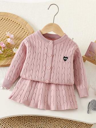 2件套少女心刺绣针织开衫和裙子套装，秋冬