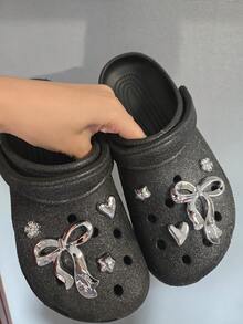 8pcs Fashionable Silver Bowknot & Heart Shaped Detachable Shoe Clips, Suitable For Sandals, Slippers, Holiday Party Gifts - Silver - View 2