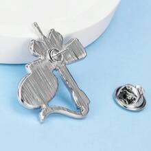 1 pieza Accesorio de joyería en forma de jeringa IV con diseño lindo, broche de esmalte para enfermeras, correa de identificación, bolsa, insignia para mochila, regalo para enfermeras, estudiantes graduados