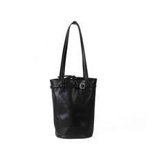 Fashionable Large Capacity Portable Bucket Bag For Women, High-End Underarm Bag, Niche Commuter Summer New Shoulder Bag - 黑色 - 查看 6