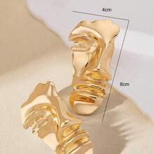 1 对奢华时尚创意夸张亮面设计女士耳钉珠宝