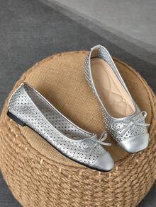 优雅中式镂空蝴蝶结平底鞋 - 銀色 - 查看 2