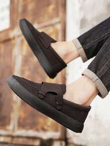 Nuove mocassini casual a collo basso, scarpe da guida, mocassini con suola morbida antiscivolo, sneaker slip-on, leggeri e confortevoli, versatili e alla moda, sneaker casual da uomo