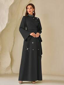 女士纯色立领、串珠领口、优雅长款缎面连衣裙（侧系带） - 黑色 - 查看 6