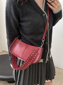 时尚复古长方形手提包，女士铆钉装饰腋下包，经典拉链单肩包，适合购物、钱包、购物、年轻女性、大学生、新人、白领。非常适合办公室、大学、工作、商务、通勤、户外活动、旅行和郊游