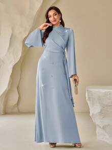 Vestido elegante de satén con cuello Mao, cuello de perlas, largo elegante y lazo lateral, para primavera - Neblina azul - Ver 3