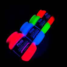 Set De Pinturas Neón Acrílicas Pinto 6 Colores x 100 ml C/U • Colores Fluorescentes Brillantes Para Luz Negra (UV) • Pintura Acrílica Lavable De Secado Rápido • Ideal Para Manualidades, Arte Psicodélico, Pintura Fluorescente, Eventos, Body Paint, Decoración De Fiestas Y Murales • Colores Intensos Que Brillan Bajo Luz Ultravioleta • No Tóxica, Base Agua, Segura Para Uso Escolar Y Artístico • Incluye Tonos Neón Vibrantes: Rosa, Verde, Naranja, Amarillo, Azul Y Púrpura • Excelente Adherencia Sobre Papel, Cartón, Tela, Madera, Espuma, Plástico Y Más • Ideal Para Artistas, Estudiantes, Pintores Urbanos Y Proyectos Creativos • Alta Cobertura Y Pigmentación Profesional • Producto Nacional De Calidad Pinto • Perfecta Para Arte Nocturno, Escenografía, Eventos Glow Y Decoraciones UV • Frascos Reutilizables Y Fáciles De Usar - Multicolor - Ver 2