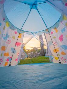1pc The Cartoon-Themed Tent Is An Essential And Wonderful Item For Both Outdoor Camping And Indoor Setup.