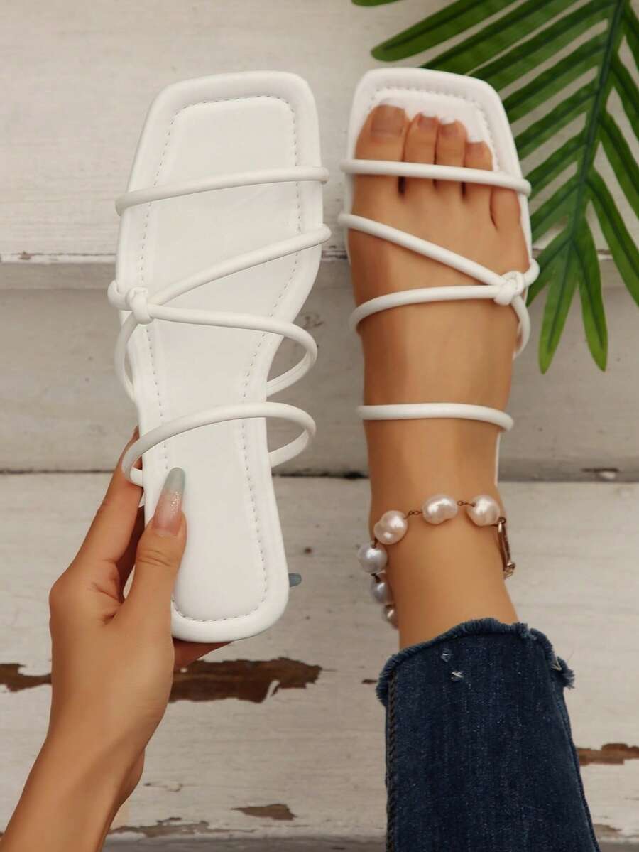 女士时尚方头多带纯色 PU 皮革平底凉鞋，适合夏秋季街头、约会、度假、居家、休闲、通勤、派对