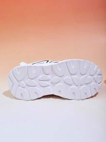 1 Paio di scarpe sportive casual, leggere e versatili per adolescenti, in rete traspirante, adatte per primavera e autunno, per running e tempo libero