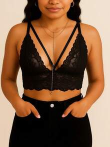 Cropped Rendinha   Simples    Renda    Laço Contraste  Tecido vazado    Todas  Noite    todas - Preto - Visão 1