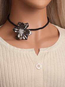 1 pieza Elegante collar gargantilla de camelias de perlas falsas recubiertas de acrílico y metal, adecuado para que las mujeres lo usen a diario, en fiestas y en ocasiones formales