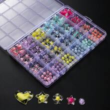 1 Caja de Cuentas acrílicas con forma de corazón, flor y redonda como espaciadores sueltas para hacer pulseras, llaveros y accesorios de joyería - Caja de cuentas - Ver 2