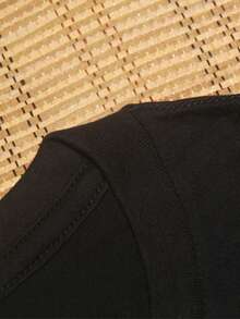 1 PCS Camiseta Negra de Manga Corta para Hombre Estilo Vintage Patrón de Banda Punk - Negro - Ver 6