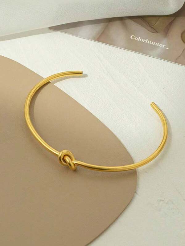 قطعة واحدة سوار من الفولاذ المقاوم للصدأ بفتح منفتح بطراز بسيط، عصري وشامل الاستخدامات