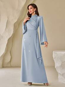 Vestido elegante de satén con cuello Mao, cuello de perlas, largo elegante y lazo lateral, para primavera - Neblina azul - Ver 4