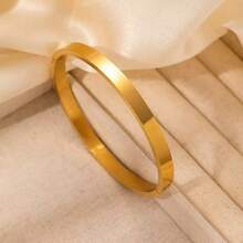 1 件经典流行钛钢 18K 镜面抛光、不褪色、电镀防水女士手链