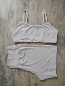 Set, Shorts And Fitness Top With Bare Back And Padded Insert. - Cream - View 3